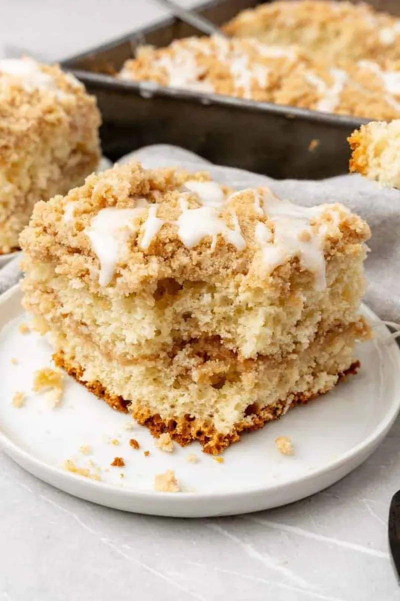 Baking Your Bisquick Streusel Coffee Cake Sour Cream to Perfection