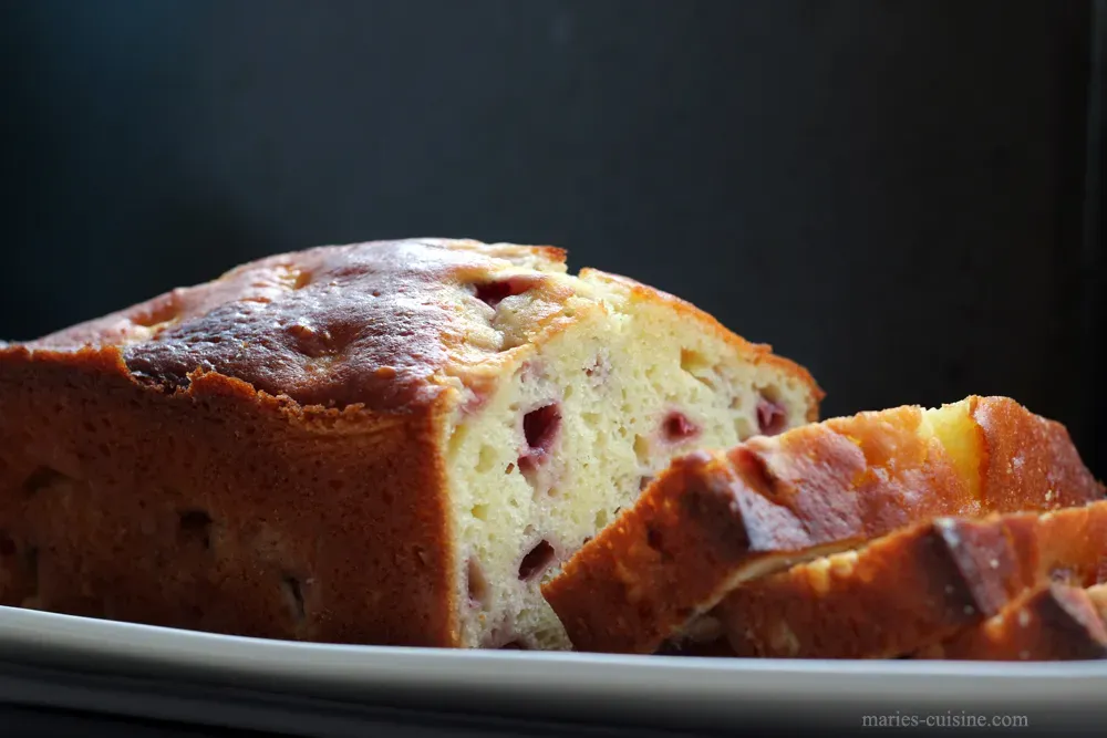 Beyond the Box: Using Sour Cream in Different Cake Recipes