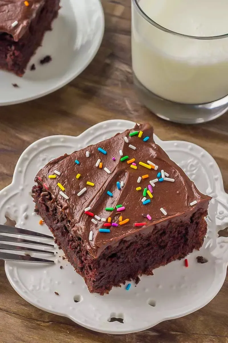 Master how to make a sour cream cake: Delicious result