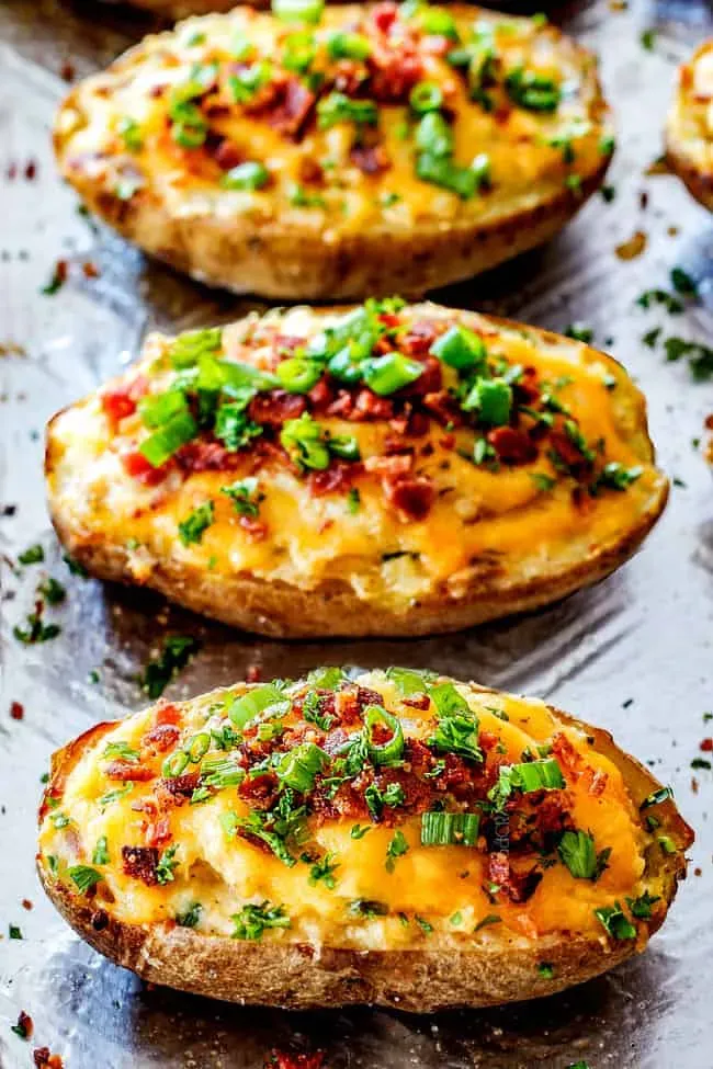 Simple Steps: how to make baked potatoes with sour cream and cheese