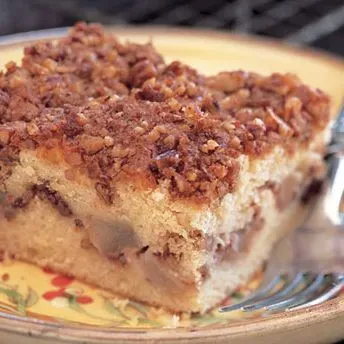 Serving and Storing Your Delicious Pear Sour Cream Coffee Cake