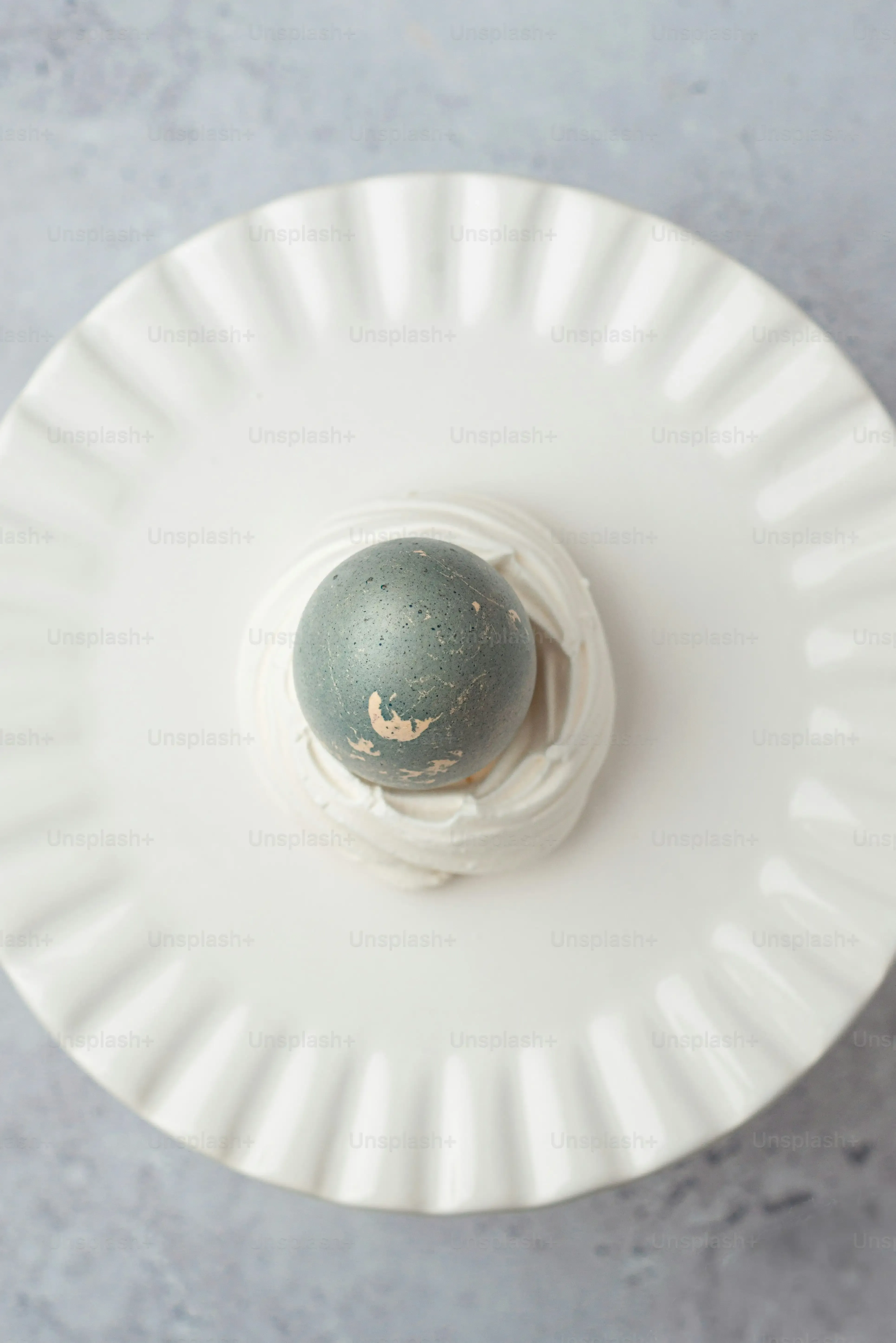 Serving and Storing Your Delicious Sour Cream Zucchini Cake