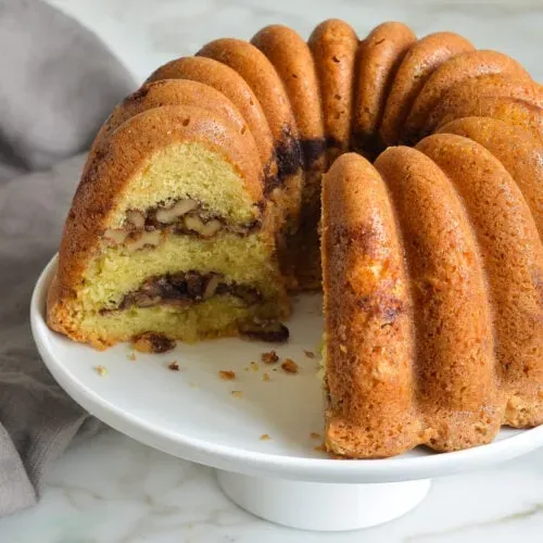 Serving, Storing, and Savory Swaps for Your Bundt Cake