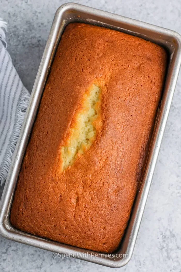 StepbyStep: How to Make a Sour Cream Pound Cake Batter