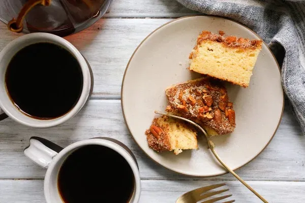 The Enduring Appeal of Sour Cream Coffee Cake: New York Times Edition