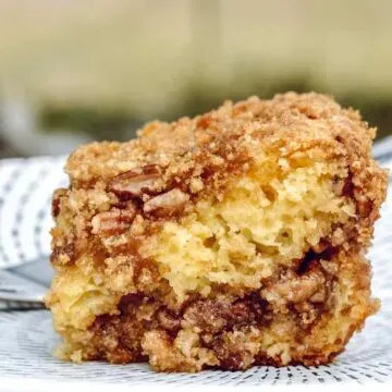 Tips for the Perfect Sour Cream Coffee Cake Bundt