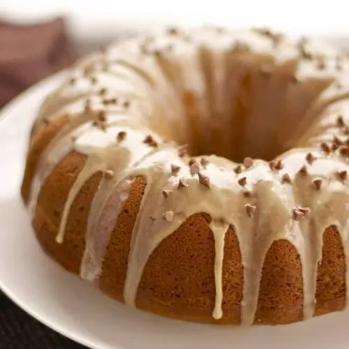 Why a Yellow Cake Mix Makes Amazing Coffee Cake