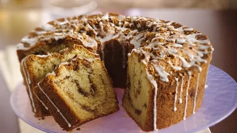 Why the Classic Sour Cream Coffee Cake Betty Crocker Recipe Endures