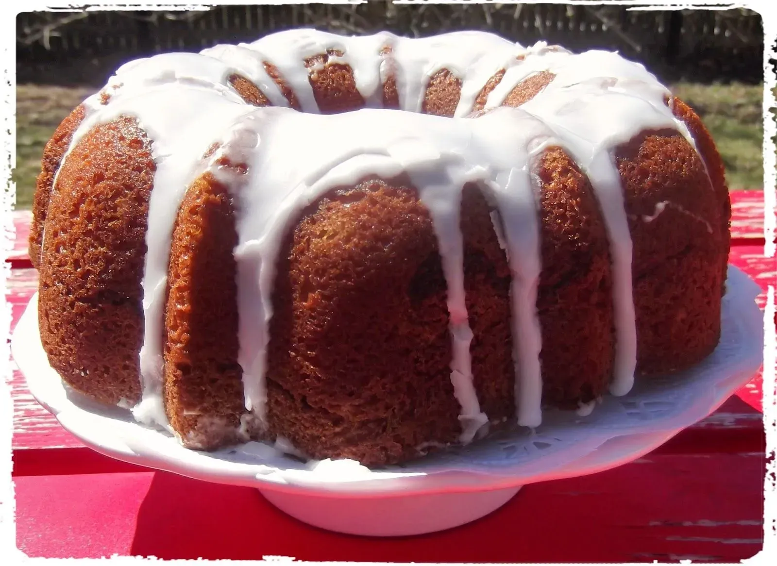 Your Guide to Making That Classic Duncan Hines Sour Cream Coffee Cake
